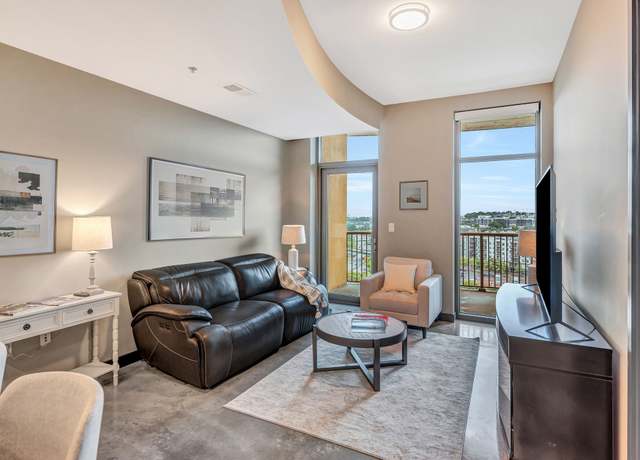 Property at 1510 Demonbreun St #1401, Nashville, TN 37203, 2 beds, 2 baths