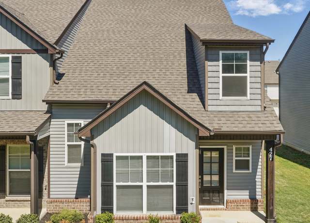 Property at 427 Rick Mccormick Dr, La Vergne, TN 37086, 5 beds, 2.5 baths