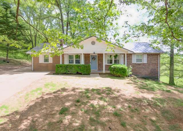 Property at 3150 Sugar Creek Rd, Woodlawn, TN 37191, 3 beds, 1.5 baths
