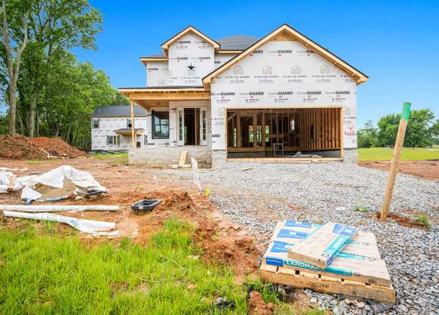 Property at 808 Bluestem Way, Clarksville, TN 37042, 3 beds, 2.5 baths