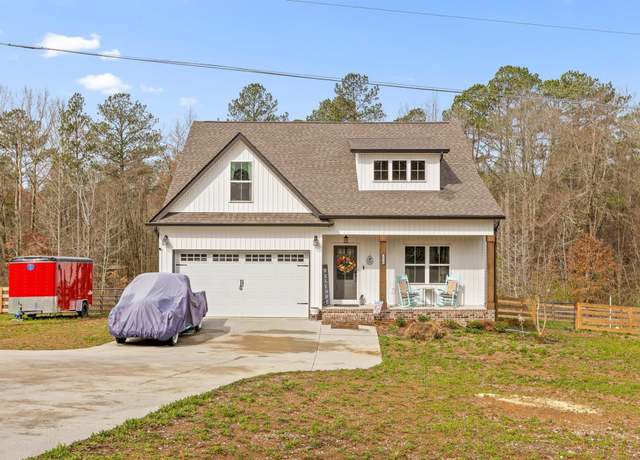 Property at 3914 Dogwood Valley Rd, Tunnel Hill, GA 30755, 4 beds, 2.5 baths