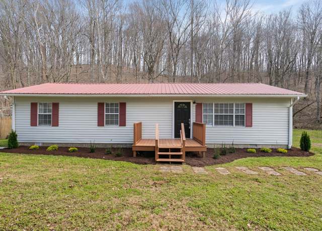 Property at 1120 Union Rd, Dickson, TN 37055, 3 beds, 2 baths
