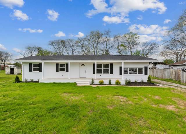 Property at 926 Rackley Dr, Pulaski, TN 38478, 3 beds, 2 baths