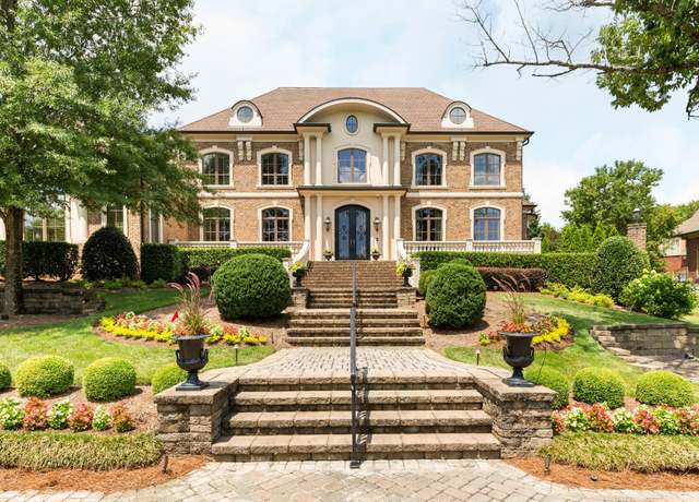 Property at 295 Jones Pkwy, Brentwood, TN 37027, 6 beds, 8.5 baths
