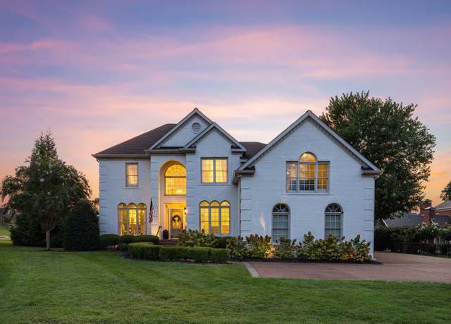 Property at 403 Butterfly Ct, Franklin, TN 37069, 4 beds, 3.5 baths