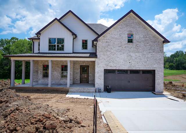 Property at 407 Starwood Ct N, Clarksville, TN 37042, 4 beds, 2.5 baths
