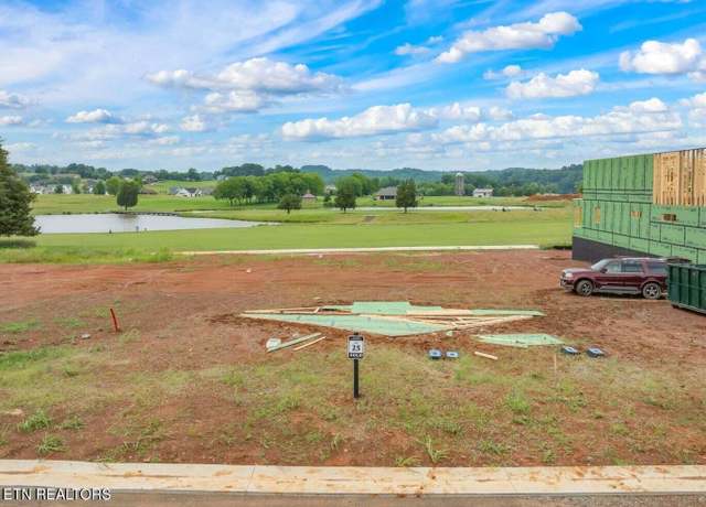 Property at 717 Black Bear Cir, Loudon, TN 37774