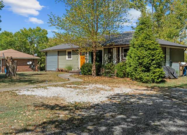 Property at 850 Wren Rd, Goodlettsville, TN 37072, 4 beds, 2 baths