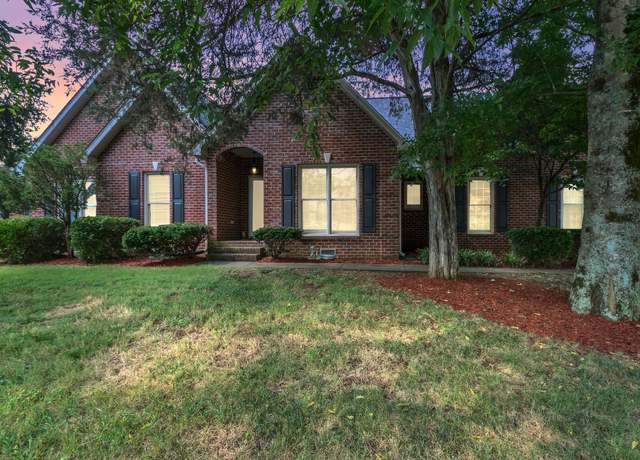 Property at 2206 Garrison Cv, Murfreesboro, TN 37130, 4 beds, 3 baths