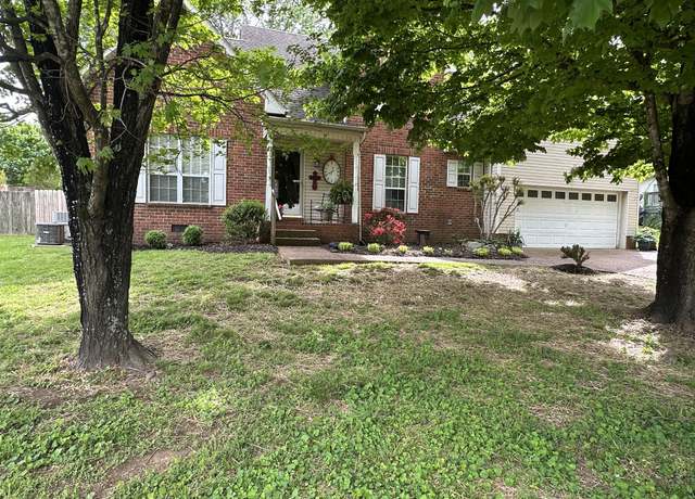 Property at 1817 Devon Dr, Spring Hill, TN 37174, 3 beds, 2.5 baths