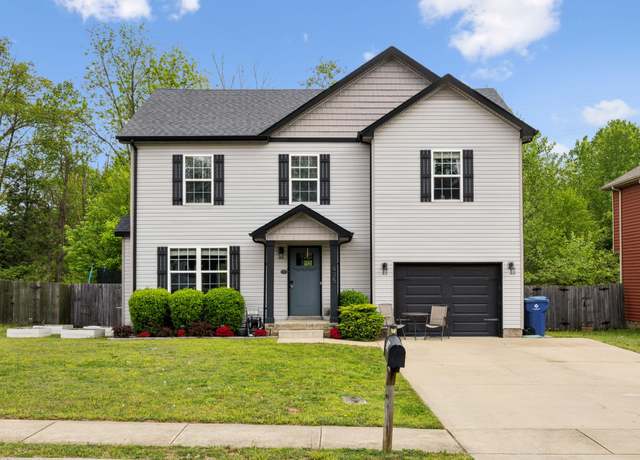 Property at 435 Leslie Wood Dr, Clarksville, TN 37040, 4 beds, 2.5 baths