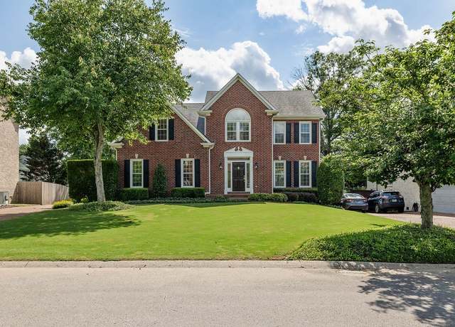Property at 517 Ridgestone Dr, Franklin, TN 37064, 4 beds, 2.5 baths
