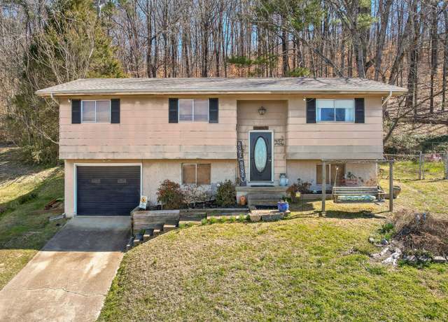 Property at 131 Sioux Trl, Ringgold, GA 30736, 3 beds, 1.5 baths
