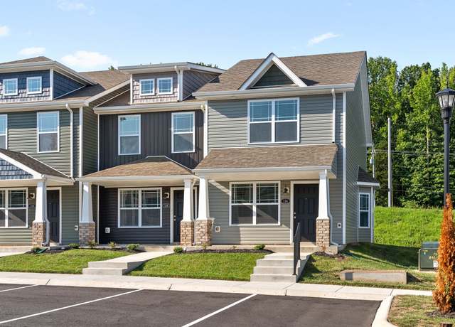 Property at 114 Davis Ridge Ln, Clarksville, TN 37040, 2 beds, 2.5 baths
