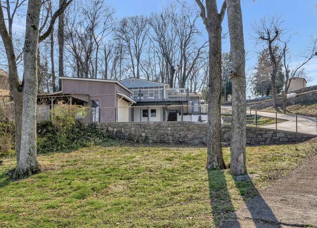 Property at 645 Lakeview Cir, Mount Juliet, TN 37122, 2 beds, 2 baths