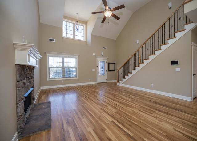 Property at 1340 Osborne Ln, Murfreesboro, TN 37130, 5 beds, 2.5 baths