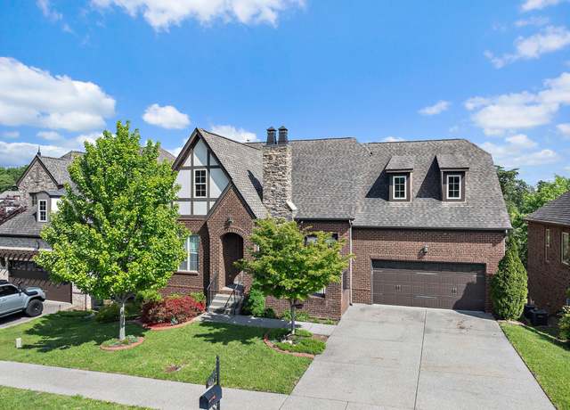 Property at 5113 Mountainbrook Cir, Hermitage, TN 37076, 4 beds, 3 baths