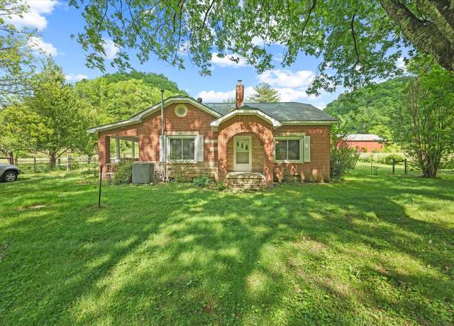 Property at 747 Hunting Creek Rd, Whitleyville, TN 38588, 3 beds, 1 bath