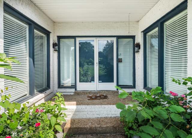 Property at 4052 Port Cleburne Ln, Hermitage, TN 37076, 3 beds, 2 baths
