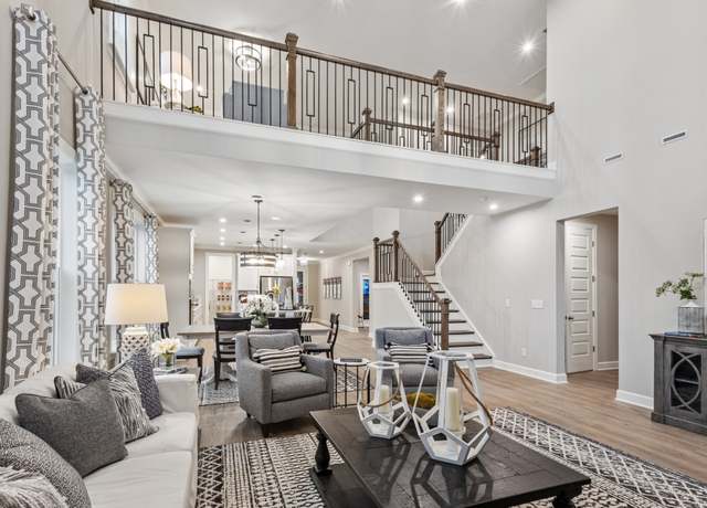 Property at 1077 Sycamore Ests, Nashville, TN 37211, 4 beds, 3.5 baths