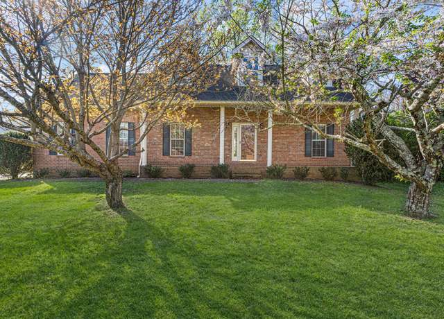 Property at 142 Big Ben Ct, Franklin, TN 37067, 3 beds, 2.5 baths