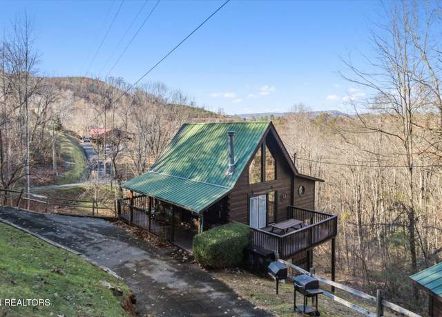 Property at 3550 Olde Tyme Way, Sevierville, TN 37862, 1 bed, 2 baths