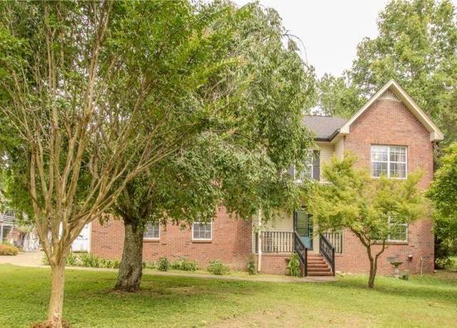 Property at 217 Patana Dr, White House, TN 37188, 3 beds, 2.5 baths