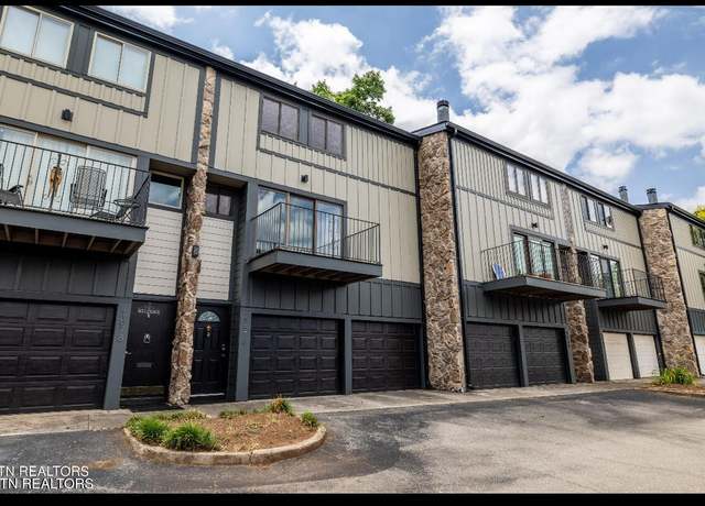Property at 1876 Cherokee Bluff Dr, Knoxville, TN 37920, 3 beds, 2.5 baths
