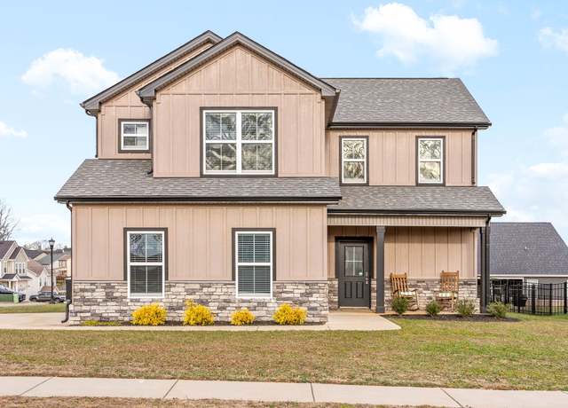 Property at 4031 Fort Sumter Dr, Clarksville, TN 37042, 3 beds, 2.5 baths