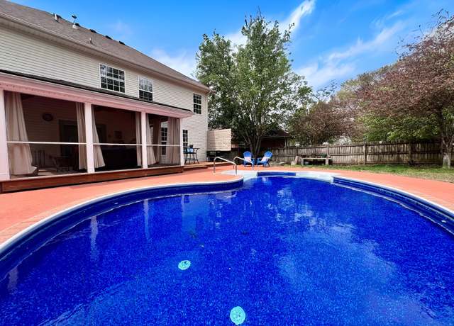 Property at 166 Walton Trce S, Hendersonville, TN 37075, 4 beds, 2.5 baths