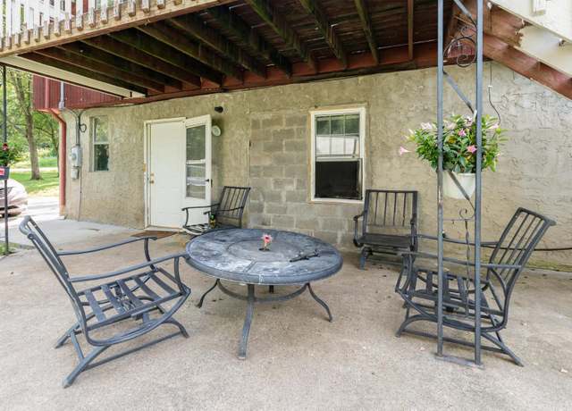 Property at 1205 Bloom Landing Rd, Charlotte, TN 37036, 3 beds, 2 baths