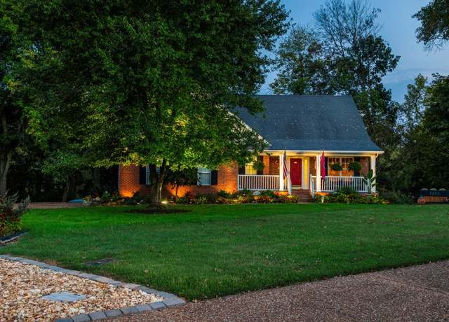 Property at 3289 River Walk Dr, Nashville, TN 37214, 3 beds, 3 baths