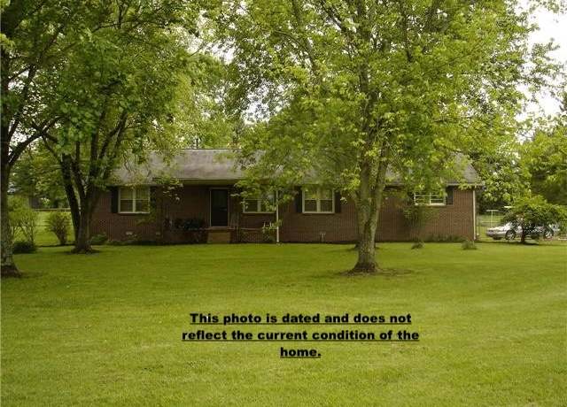 Property at 2525 Williamsport Pike, Columbia, TN 38401, 3 beds, 2 baths