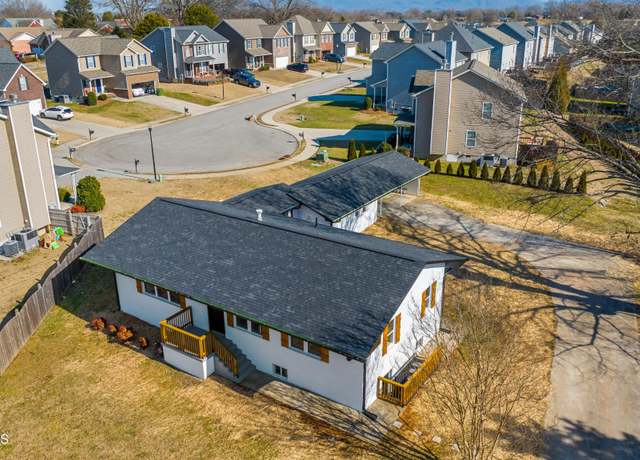 Property at 602 Amerine Rd, Maryville, TN 37804, 3 beds, 2 baths