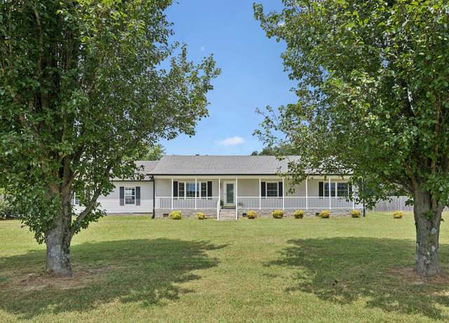 Property at 676 Riddle Rd, Manchester, TN 37355, 3 beds, 2 baths