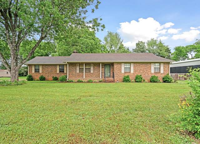 Property at 344 Highfield Dr, Murfreesboro, TN 37128, 3 beds, 2 baths