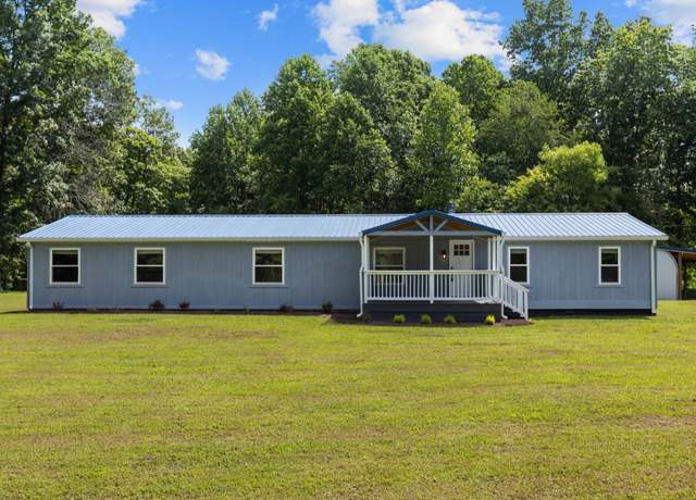 Property at 633 Friendship Acres Dr, Ashland City, TN 37015, 3 beds, 2.5 baths