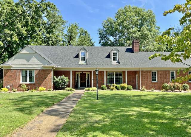 Property at 446 W Cedar St, Franklin, KY 42134, 4 beds, 2 baths