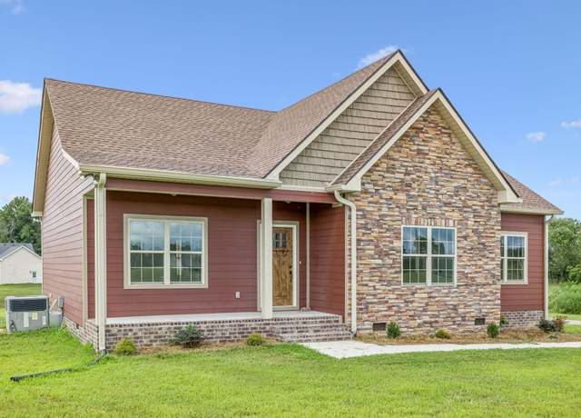 Property at 219 Cheney Ln, Lafayette, TN 37083, 3 beds, 2 baths
