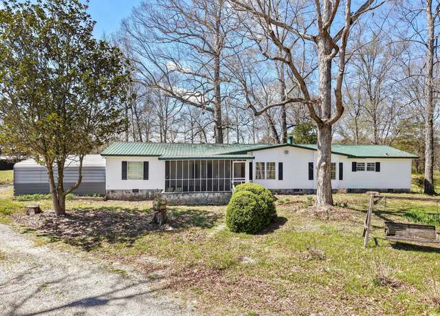 Property at 4742 Long Hollow Rd, Ringgold, GA 30736, 3 beds, 2 baths