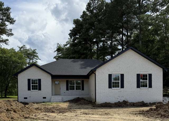 Property at 105 Old Shelbyville Hwy, Tullahoma, TN 37388, 3 beds, 2 baths