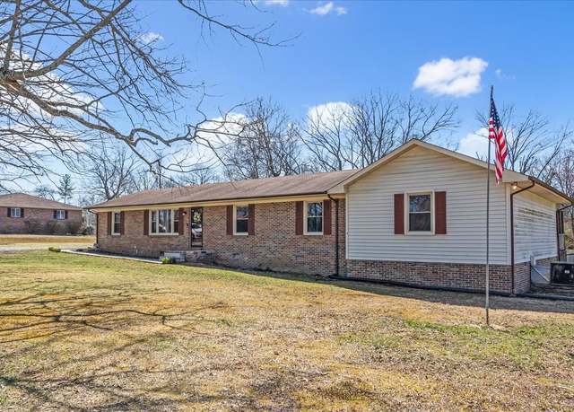 Property at 499 Ridgewood Dr, Manchester, TN 37355, 4 beds, 2 baths