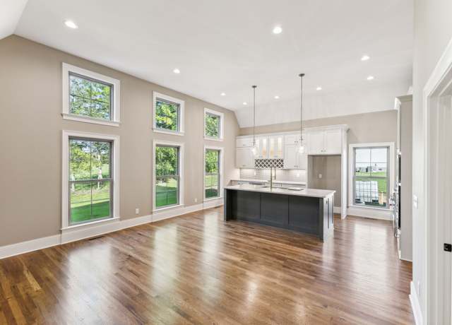 Property at 1611 Martha Washington Way, Murfreesboro, TN 37130, 4 beds, 4.5 baths