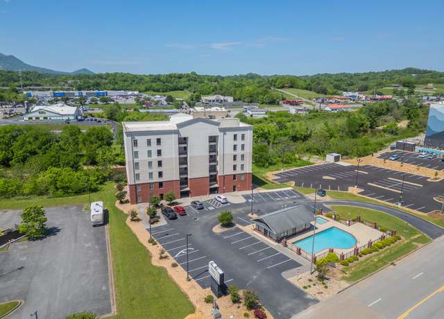 Property at 1410 Hurley Dr #103, Sevierville, TN 37862, 2 beds, 2 baths