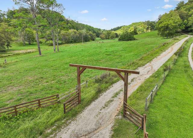 Property at 0 Young Rd, Pulaski, TN 38478