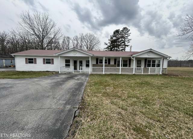 Property at 1462 Pennsylvania Ave, Jamestown, TN 38556, 3 beds, 2 baths