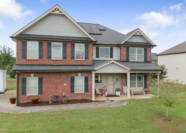 Property at 2120 Bandera Dr, Clarksville, TN 37042, 5 beds, 3.5 baths