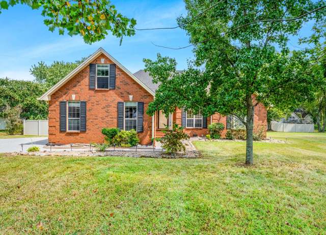 Property at 326 Brewster Ct, Murfreesboro, TN 37130, 3 beds, 2 baths