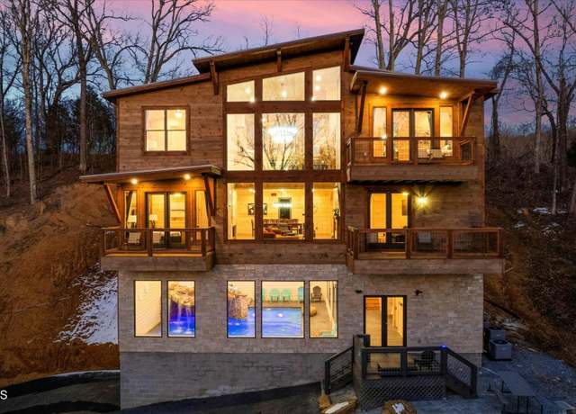 Property at 1879 Allen Way, Sevierville, TN 37862, 5 beds, 6 baths