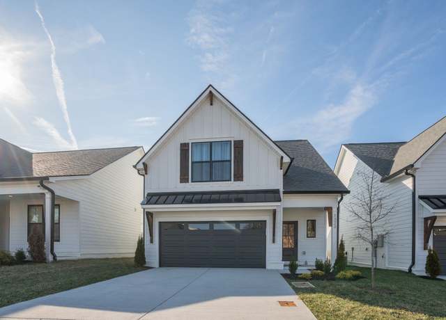 Property at 1321 Island View Ct, Nashville, TN 37214, 3 beds, 2.5 baths